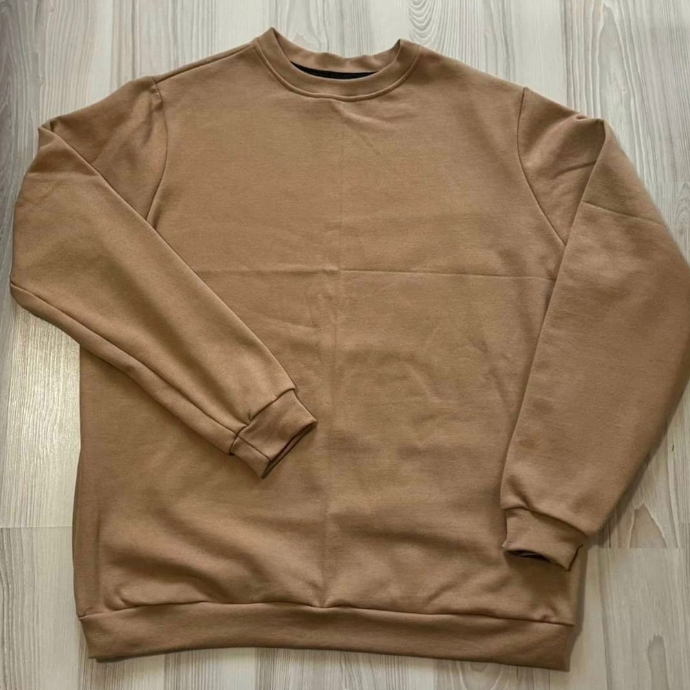 I’m selling some nice clothes which you will like them